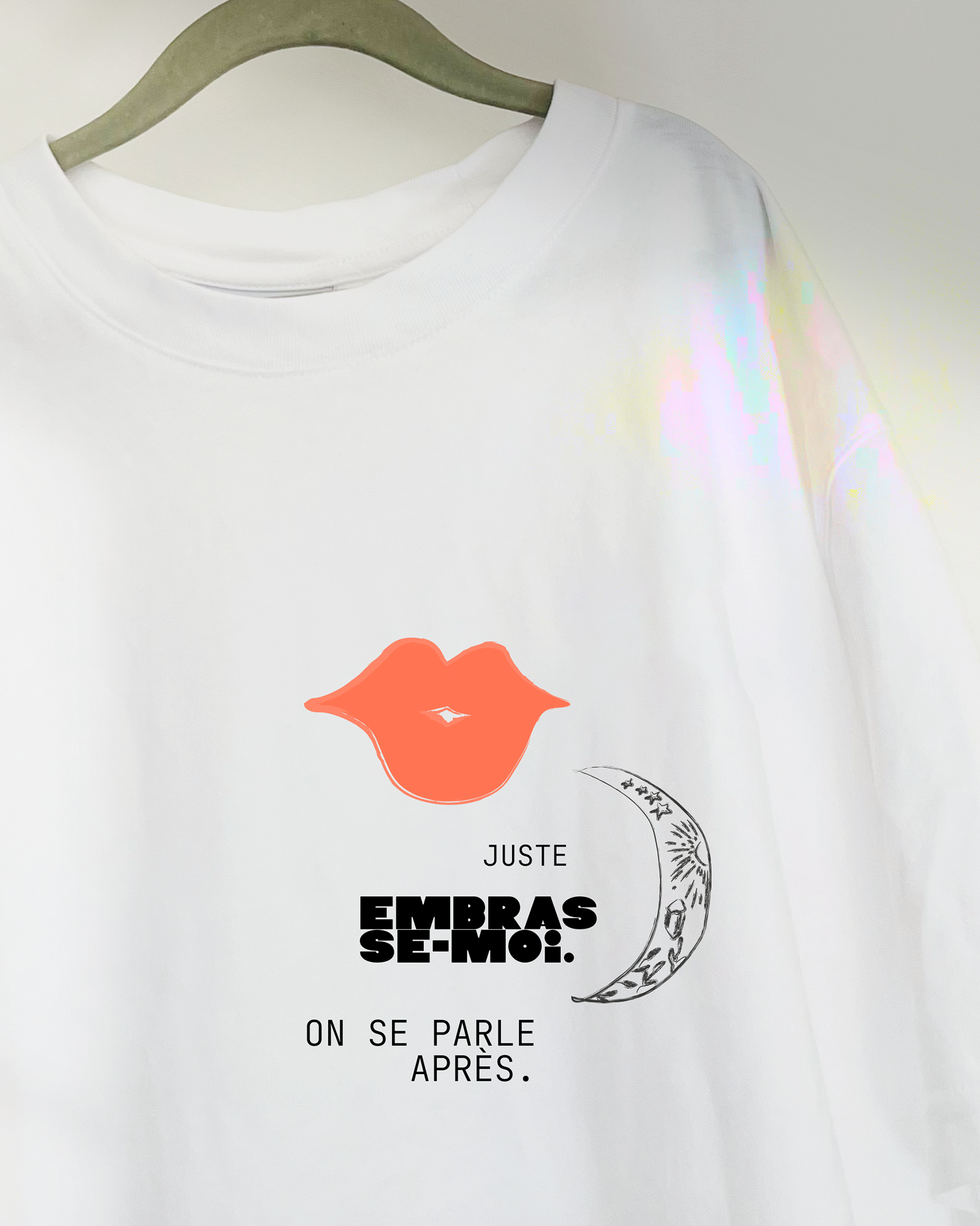 fiche-haut-de-corps-serigraphie-embrasse-moi-emmos-mm